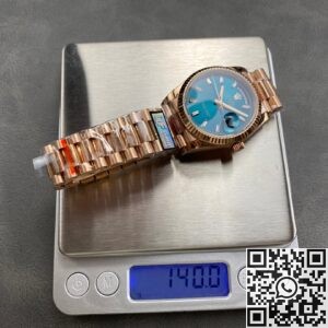 Q Factory Replica Rolex Day-Date M128235-0085: 36mm Peacock Green Dial – A Masterpiece of Luxury