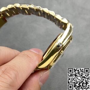 Q Factory Rolex Day-Date Replica M118238 36mm Black Dial Diamond Scale: Luxury Meets Bold Elegance