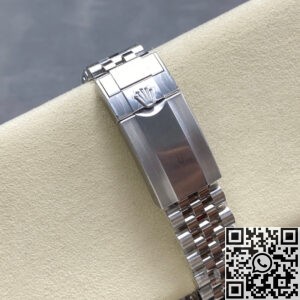 Exploring the ARF Factory Replica Watch Rolex GMT Master II M126720VTNR-0001 with Five-Bead Watchband