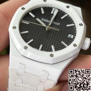 APS Factory Audemars Piguet Replicas Royal Oak 15500 White Ceramic – Black Dial Sophistication