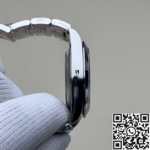 Clean Factory Replica Rolex Explorer M214270 40mm – Rugged Elegance with Upgraded 3230 Movement