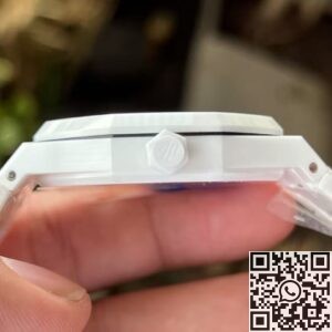 APS Factory Audemars Piguet Replicas Royal Oak 15500 White Ceramic – Black Dial Sophistication