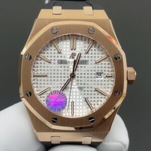ZF Factory Audemars Piguet Replica 15400OR White Dial – Classic Elegance in Rose Gold and Leather