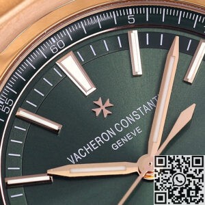ZF Factory Replica Watches Vacheron Constantin Overseas 4520V/210R-B967 Review: Rose Gold and Green in Perfect Harmony