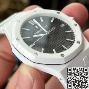 APS Factory Audemars Piguet Replicas Royal Oak 15500 White Ceramic – Black Dial Sophistication
