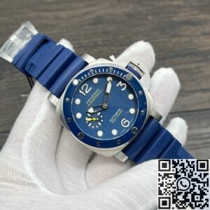 Dive in Style – VS Factory Panerai Submersible Replica Watch PAM1676 44mm Blue Bezel