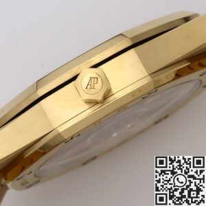 ZF Factory Replicas Audemars Piguet Royal Oak 16204BA.OO.1240BA.01 Gold Watch: A Masterpiece of Luxury and Precision